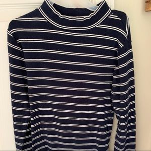 Long sleeve mock neck